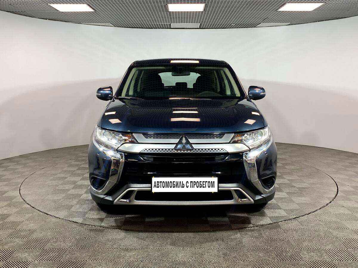 Купить Mitsubishi Outlander Вариатор 2019 с пробегом 24160 км низкие цены  на б/у автомобили в Сертолово - Урус Экспер